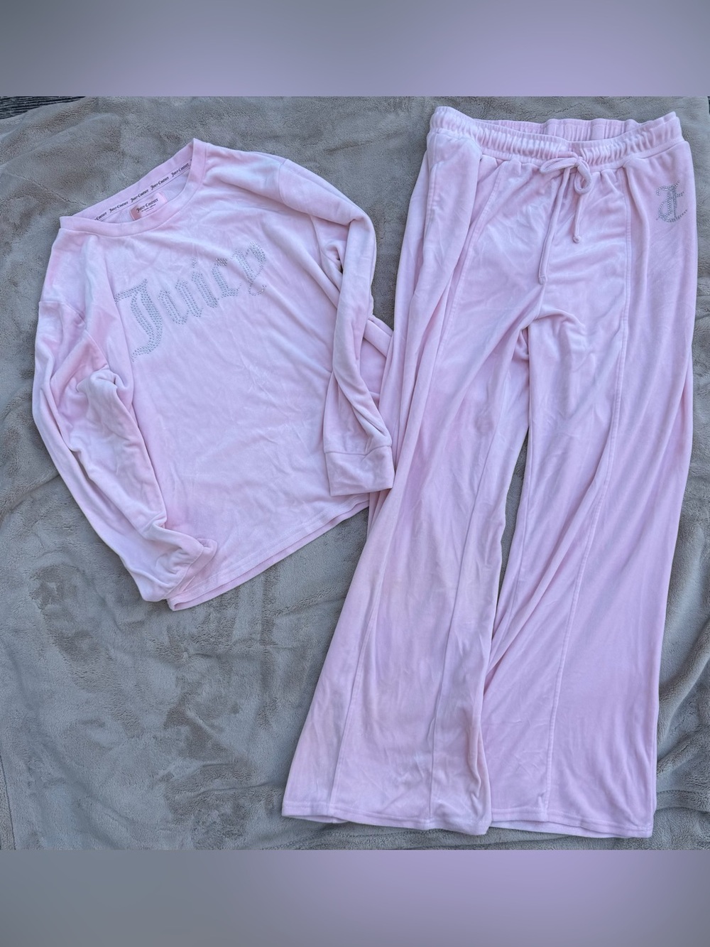 Juicy Couture Girls Light Pink Velour Pajama Set with Rhinestone Logo